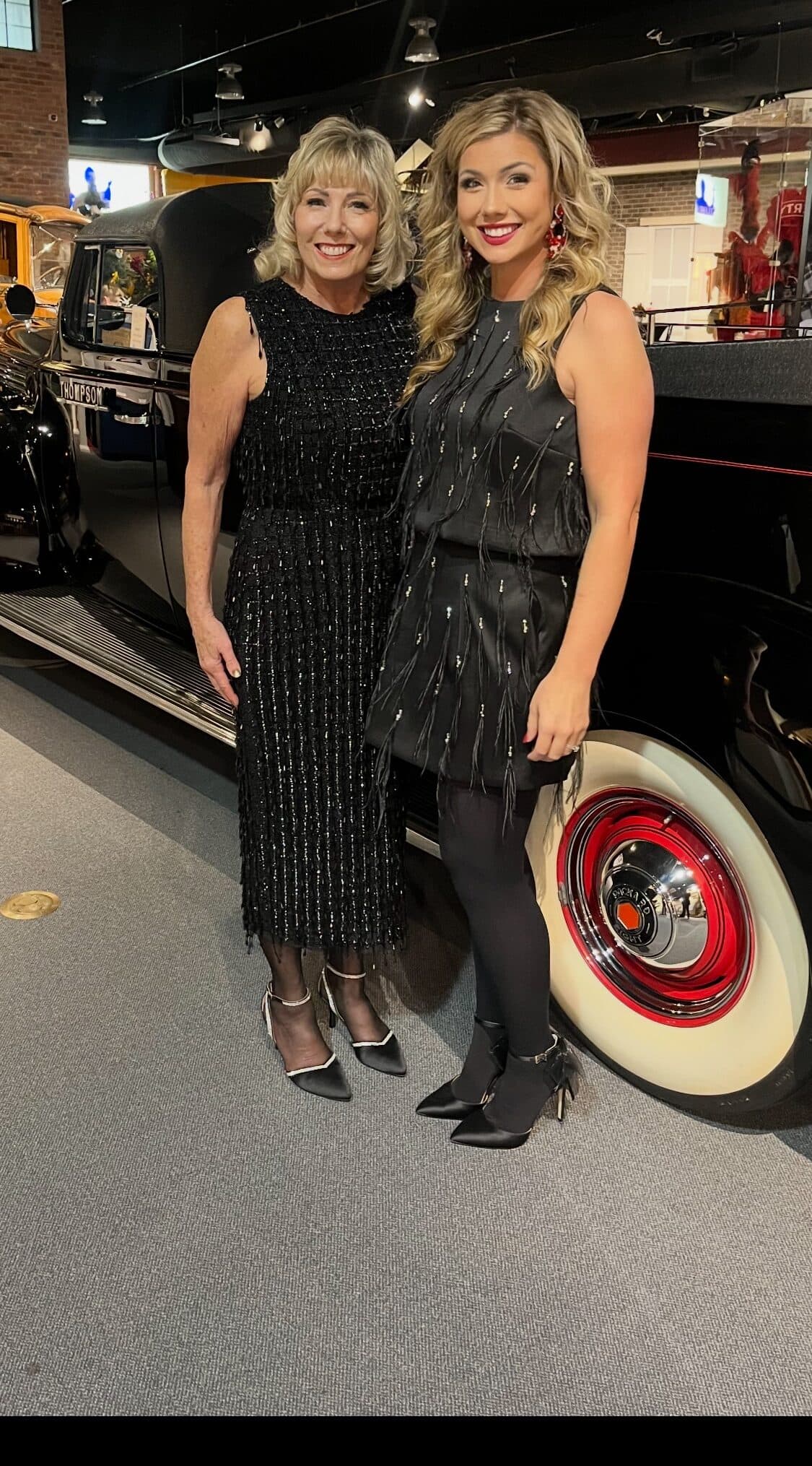 Peggy and Baylee, the mother-daughter team behind Bishopbend Insurance Services
